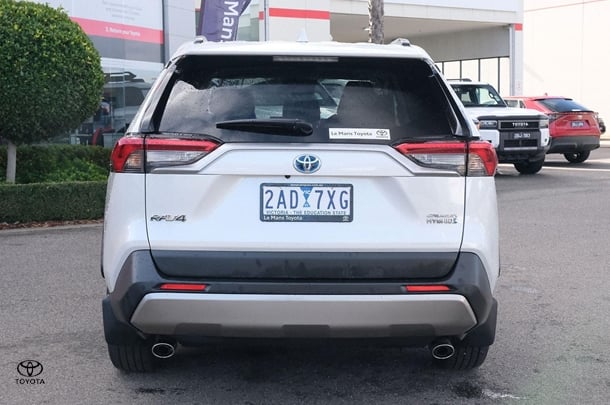 2024 Toyota Rav4 Hybrid Cruiser 2WD image 4