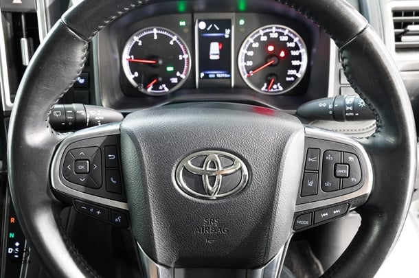 2022 Toyota Granvia Standard image 25