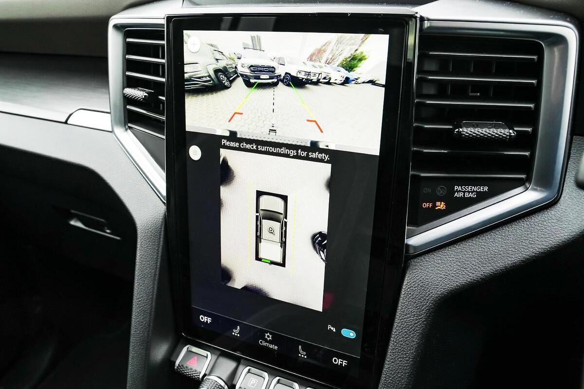 2024 Volkswagen Amarok TSI452 Aventura NF Auto 4MOTION Perm MY23 Dual Cab image 9