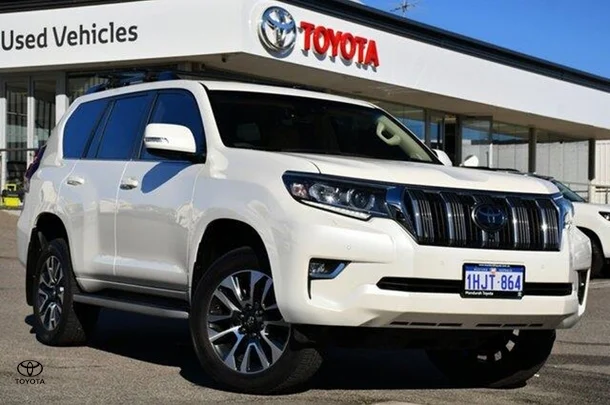 2021 Toyota Prado VX image 1