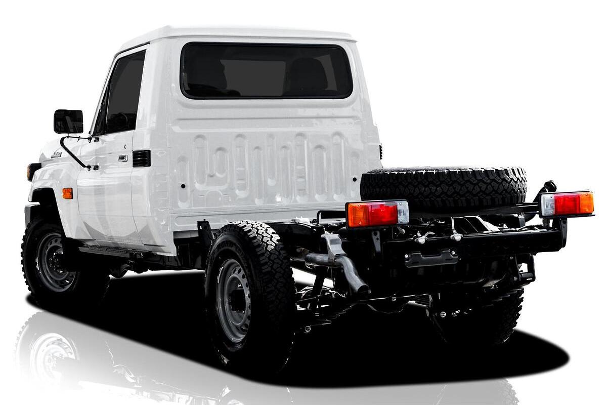 2024 Toyota Landcruiser Workmate Manual 4x4 image 4