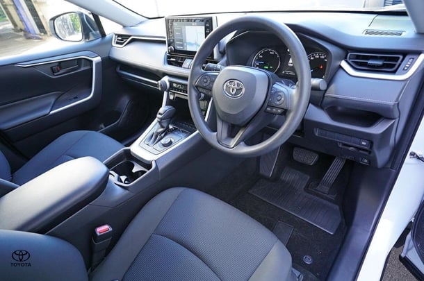 2019 Toyota RAV4 Hybrid GX AWD image 9