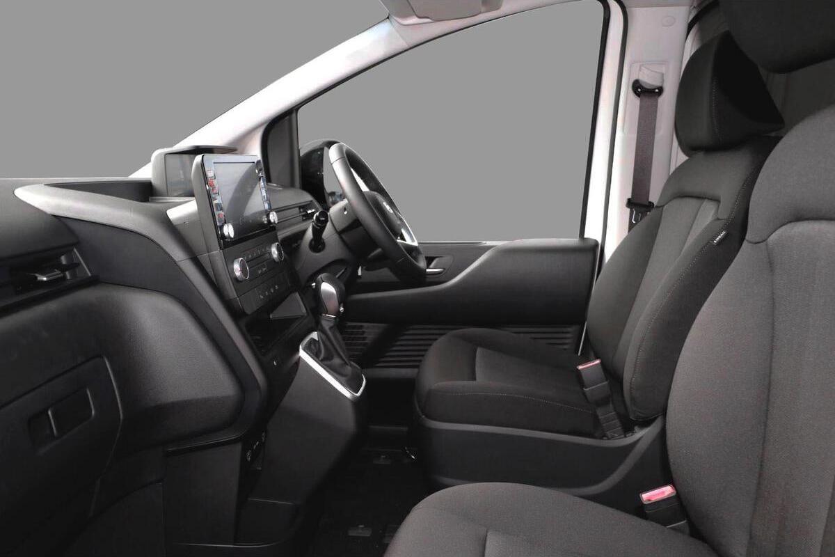 2024 Hyundai STARIA LOAD Auto MY25 image 8