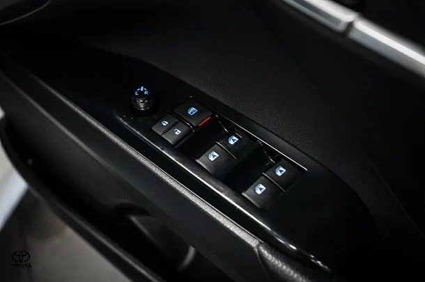 2020 Toyota Camry Hybrid Ascent image 14
