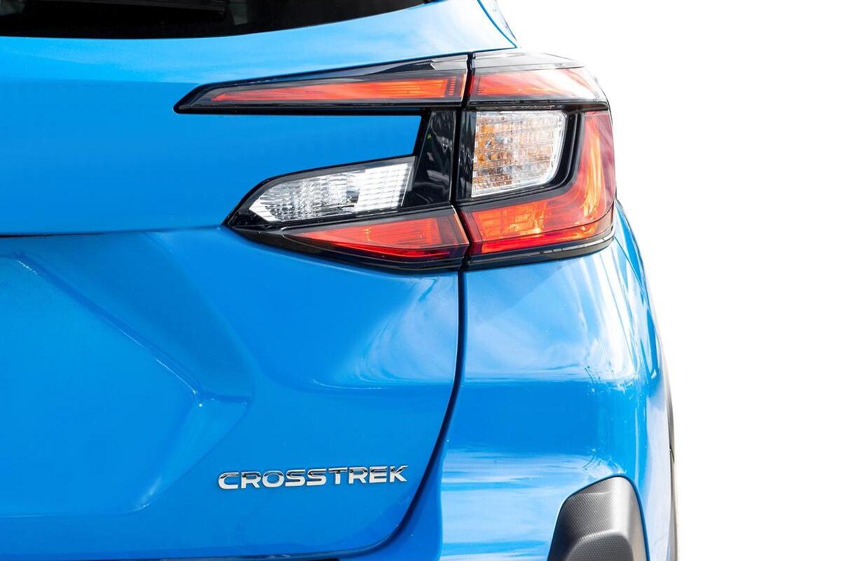 2025 Subaru Crosstrek 2.0R G6X Auto AWD MY24 image 16