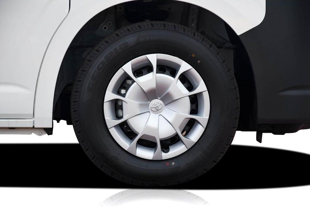 2024 Toyota Hiace LWB Manual image 10