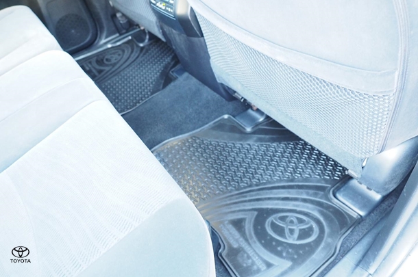 2022 Toyota Prado GXL image 35