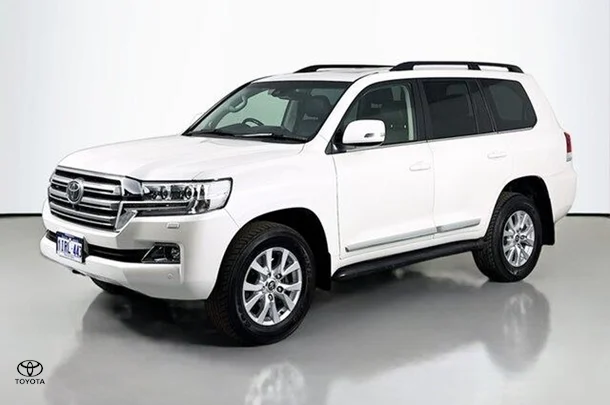 2018 Toyota LANDCRUISER Sahara image 4