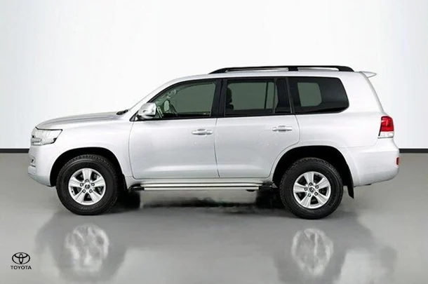 2021 Toyota LANDCRUISER GXL image 5