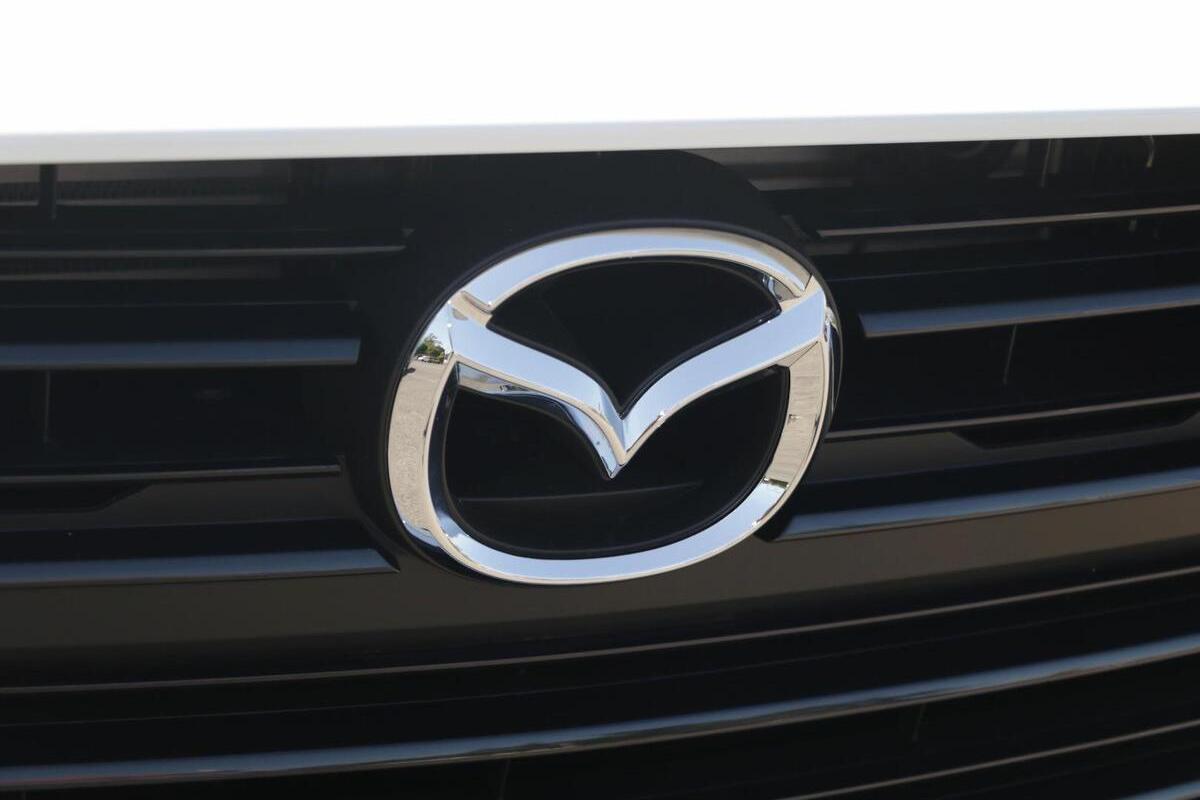 2024 Mazda BT-50 XS TF Auto 4x2 image 9