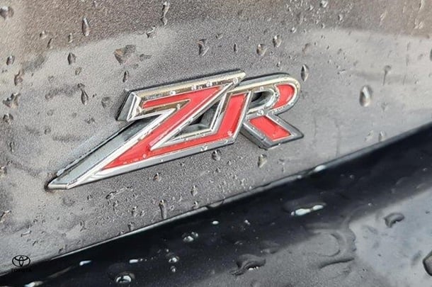 2021 Toyota COROLLA ZR image 3