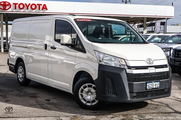 2020 Toyota Hiace LWB image 1