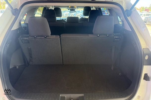2024 Toyota Kluger Hybrid GX AWD image 10