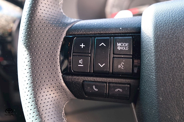 2023 Toyota Hilux GR Sport image 16