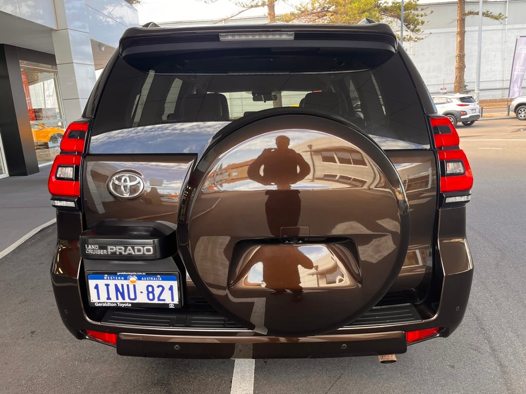 2022 Toyota Prado GXL image 4