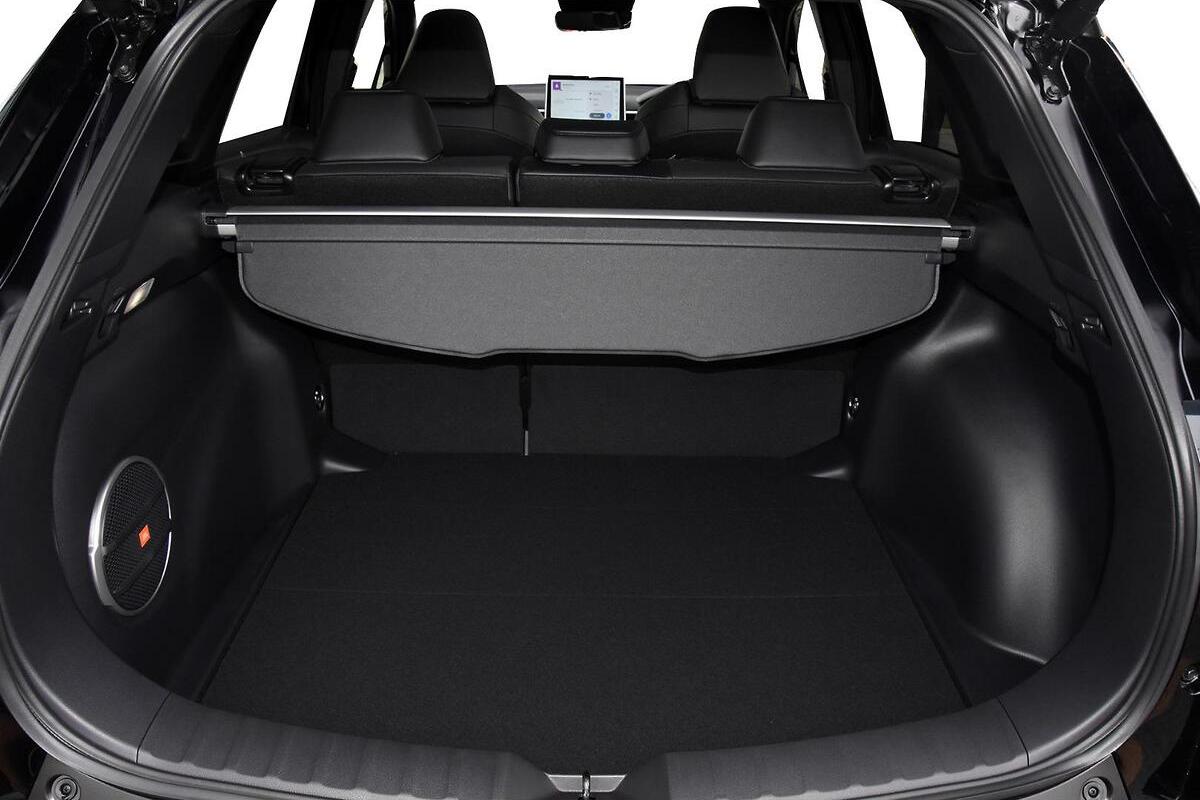 2024 Toyota Corolla Cross Atmos Auto 2WD image 9