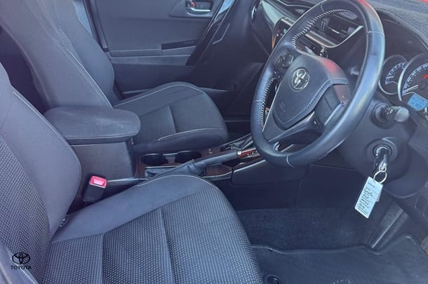 2015 Toyota Corolla Ascent Sport image 22