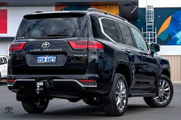2022 Toyota Landcruiser Sahara ZX image 2