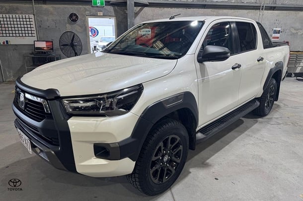 2020 Toyota Hilux Rogue image 6