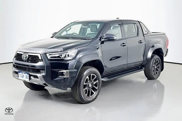 2023 Toyota Hilux Rogue image 4