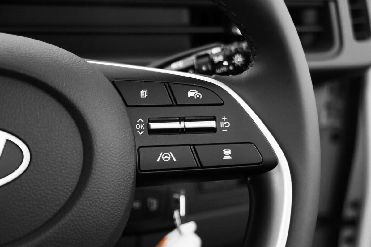 2024 Hyundai STARIA LOAD Auto MY25 image 18
