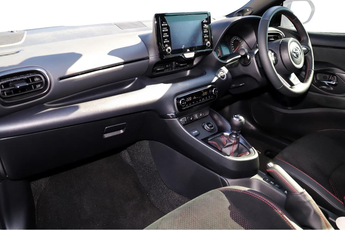 2024 Toyota Yaris GR Rallye Manual GR-FOUR image 6