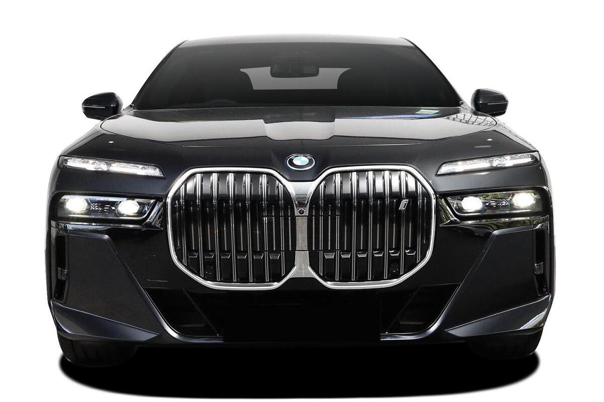 2025 BMW i7 xDrive60 M Sport G70 Auto AWD image 2