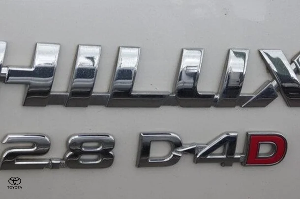 2021 Toyota Hilux SR5 image 5