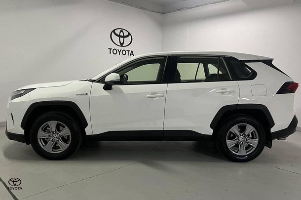 2024 Toyota Rav4 Hybrid GX-2WD image 8