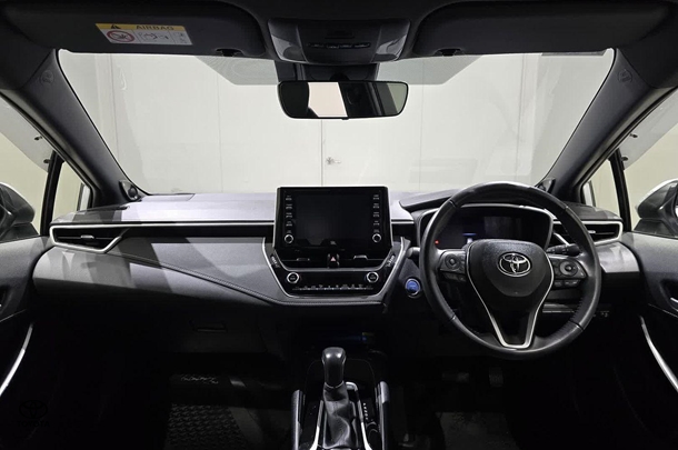 2022 Toyota Corolla ZR image 12