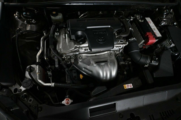 2018 Toyota Camry SL image 11