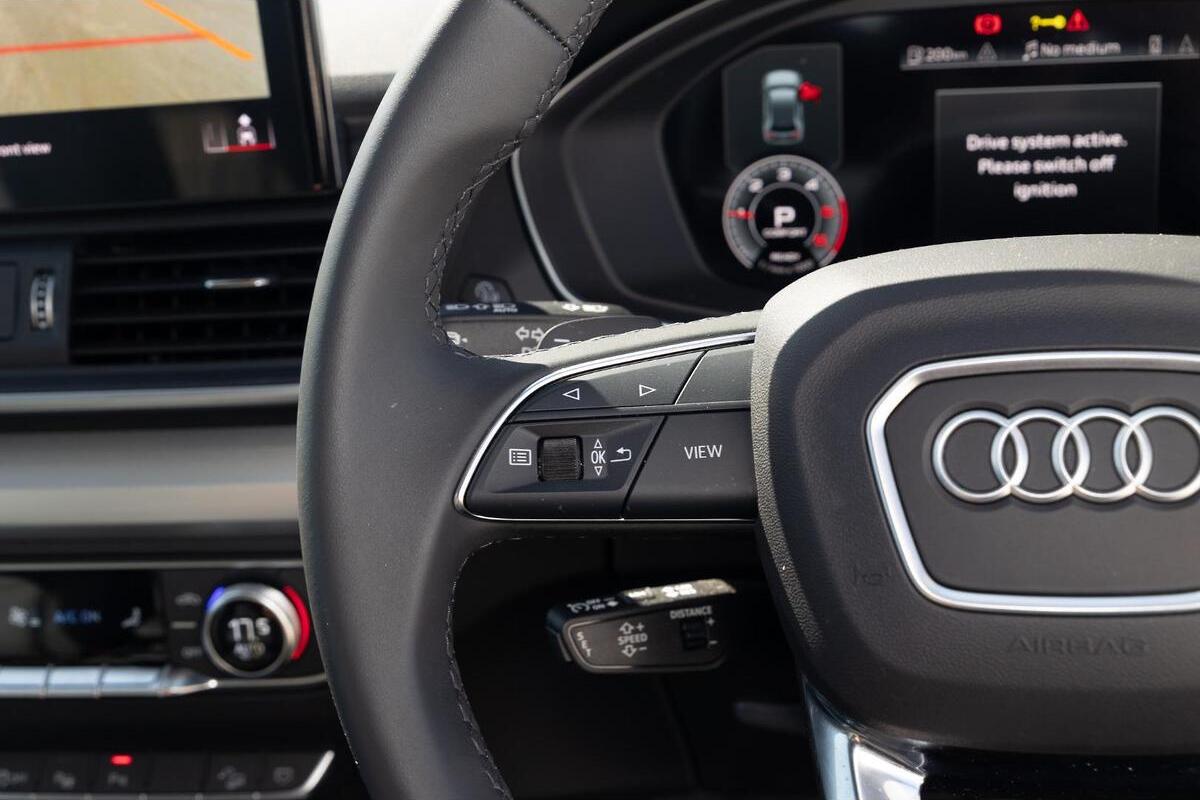 2025 Audi Q5 35 TDI Auto MY25 image 12