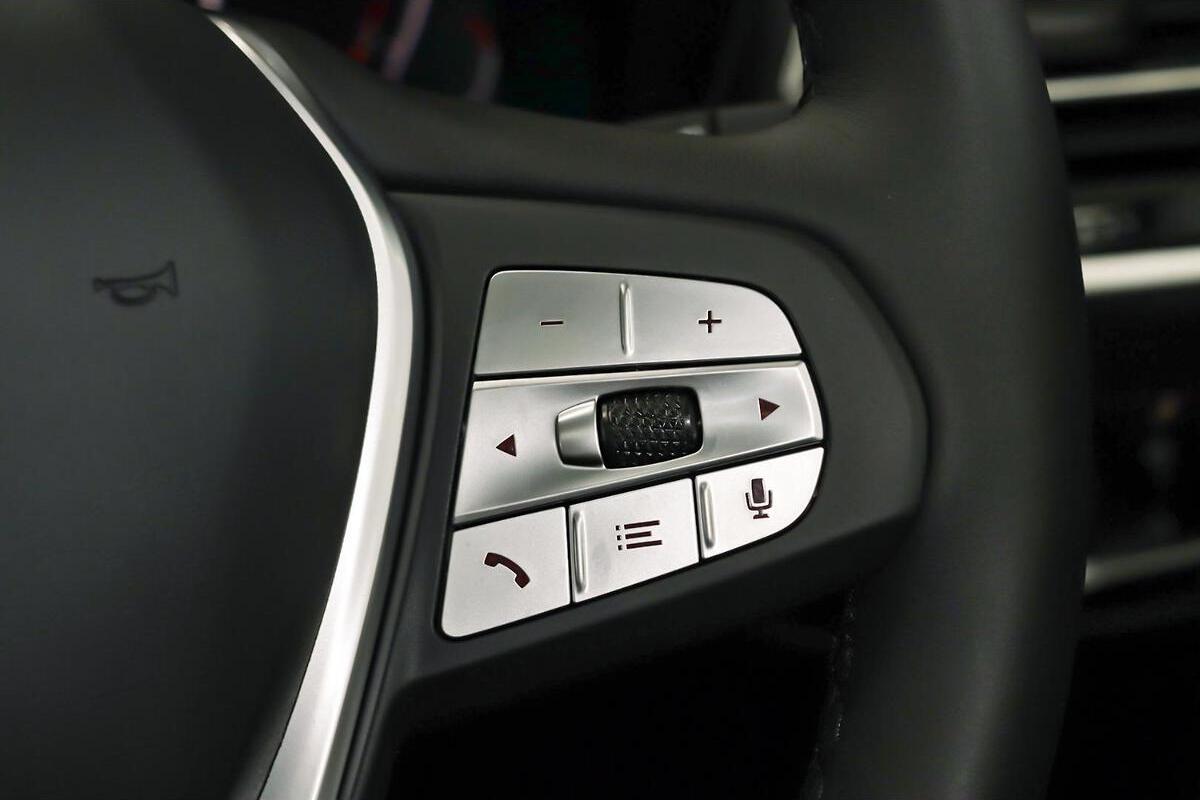 2024 BMW X3 sDrive20i G01 LCI Auto image 15