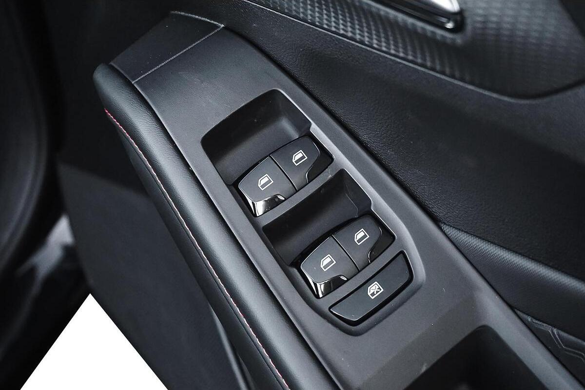 2025 MG MG5 Essence Auto MY25 image 19