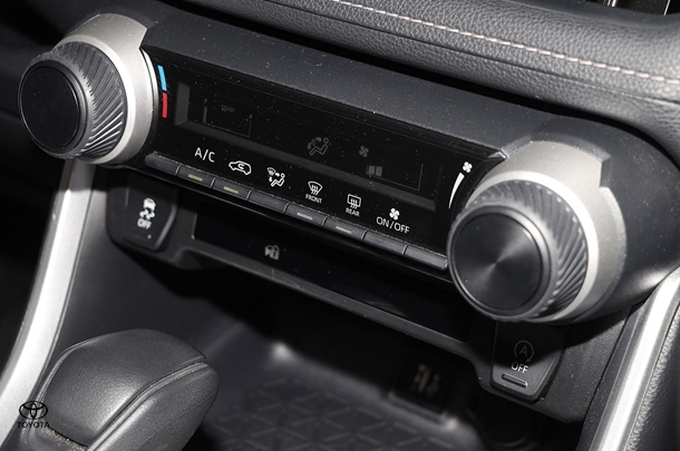 2022 Toyota RAV4 GX-2WD image 13