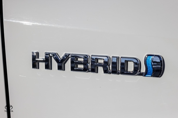 2023 Toyota Corolla Sedan Hybrid Ascent Sport image 20