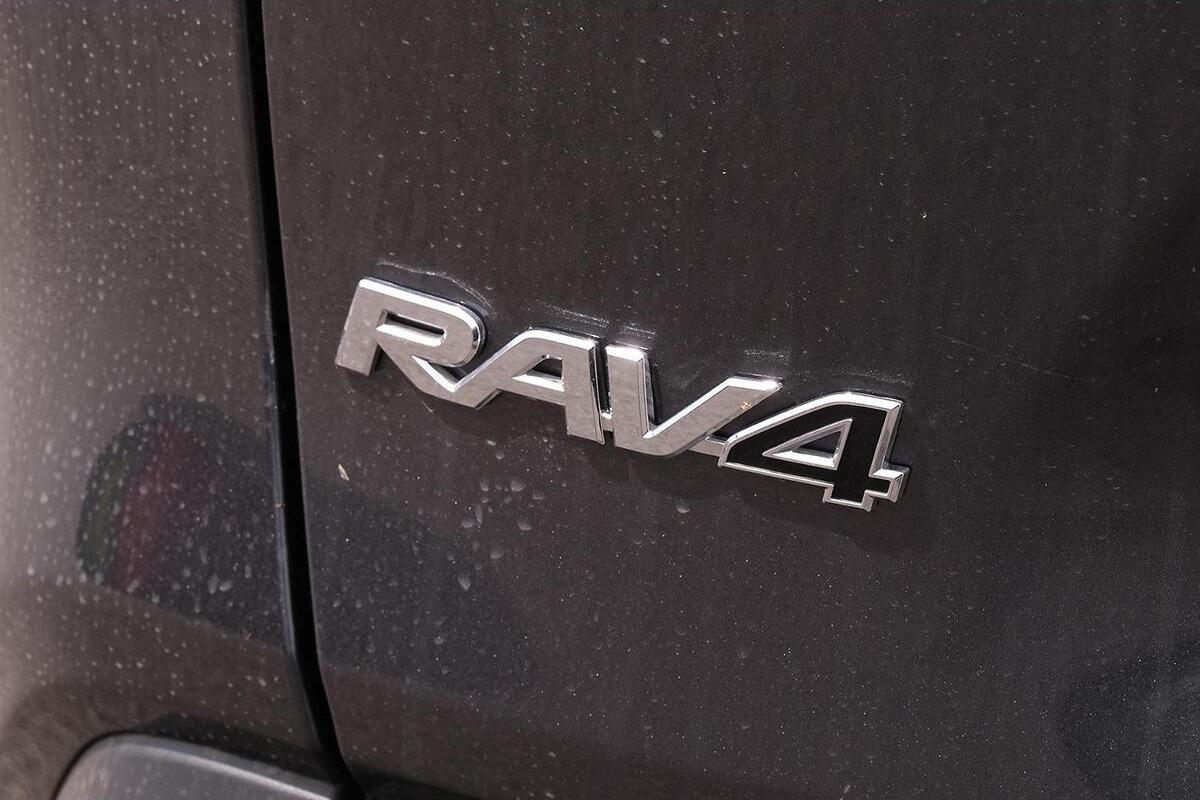 2025 Toyota RAV4 GX Auto 2WD image 6