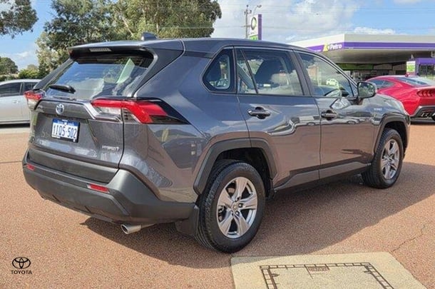 2024 Toyota RAV4 Hybrid GX AWD image 5