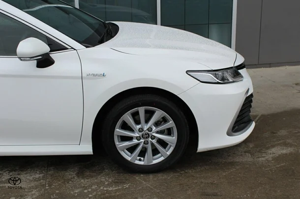 2022 Toyota Camry Hybrid Ascent image 4