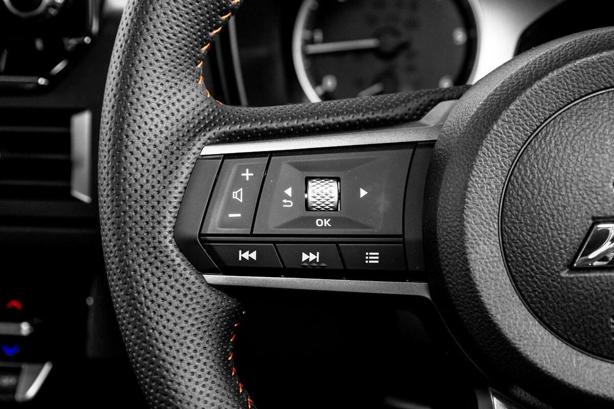 2024 Mitsubishi Triton GSR MV Auto 4X4 MY24.5 Double Cab image 13