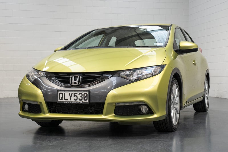 2012 Honda Civic Euro Civic L image 3