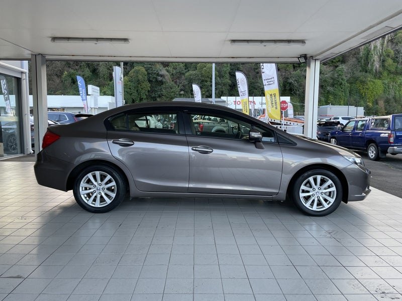 2012 Honda Civic S image 2