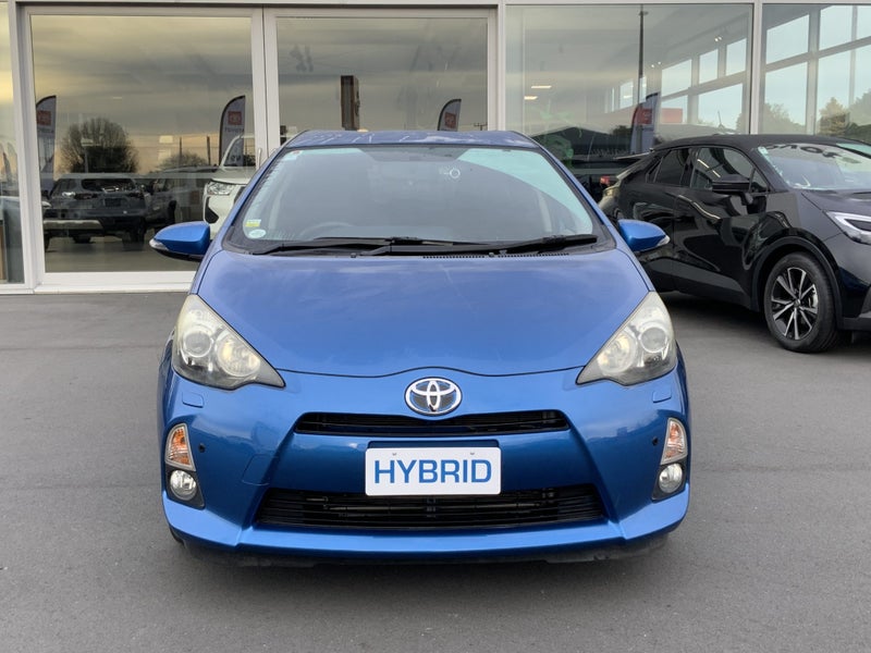 2012 Toyota Aqua 1.5 Petrol 5 year Hybrid batte... image 3