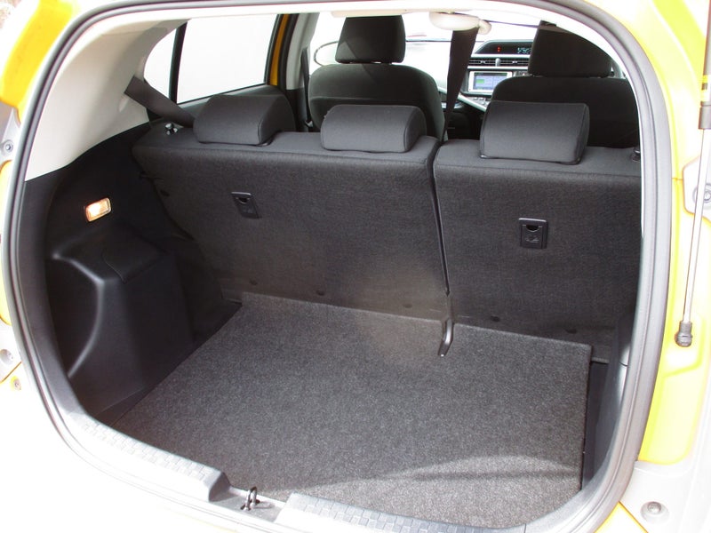 2013 Toyota Aqua 1.5 Hybrid S + Warranty* image 5