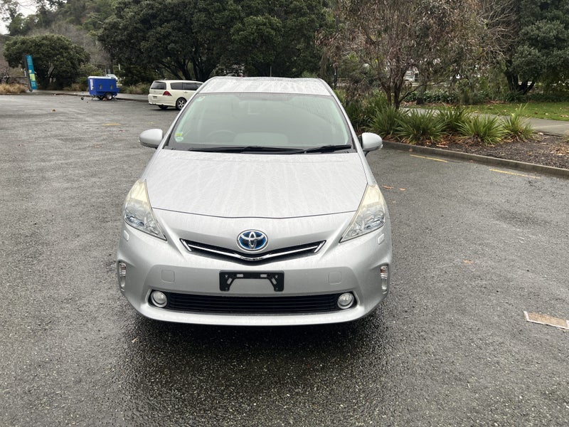 2013 Toyota Prius 1.8 Petrol G 7 Seater 5 Dr Wagon image 3