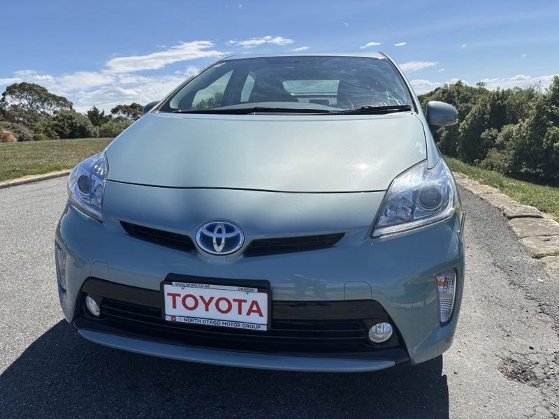 2013 Toyota Prius image 2