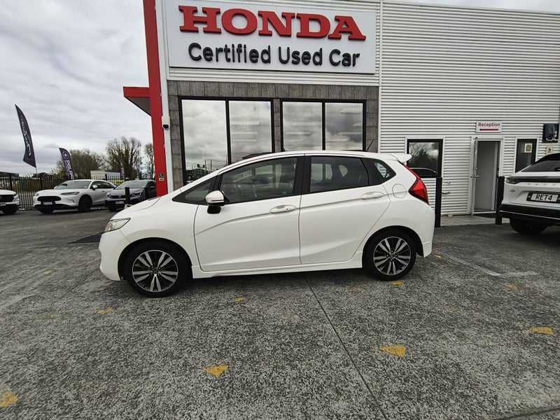 2014 Honda Jazz Rs 1.5P/Cvt/Ha/5Dr/5 image 2
