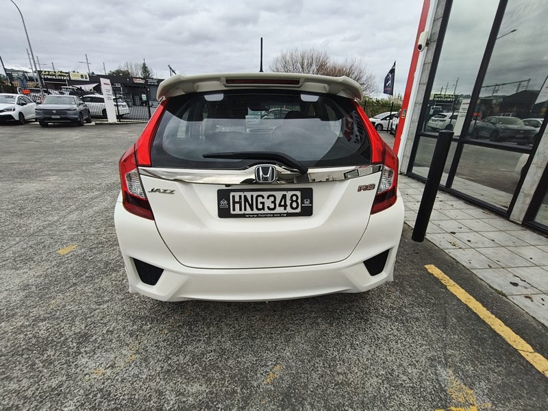 2014 Honda Jazz Rs 1.5P/Cvt/Ha/5Dr/5 image 4