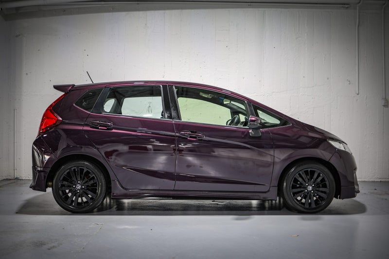 2014 Honda Jazz RS Sport image 3