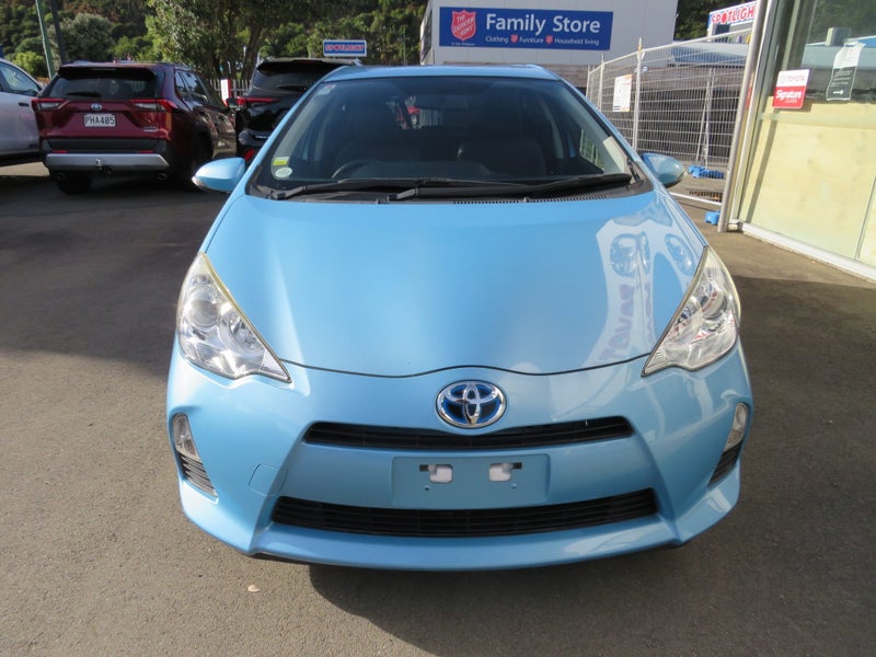 2014 Toyota Aqua 1.5 Hybrid G Soft Leather image 3